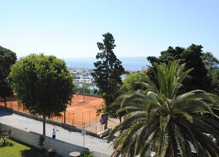 梦幻公寓 公寓 *