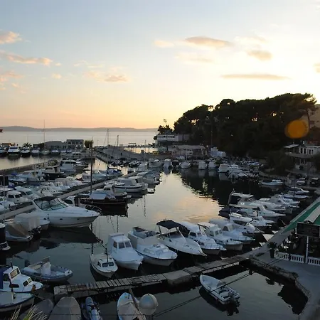 Apartman Fantastic *